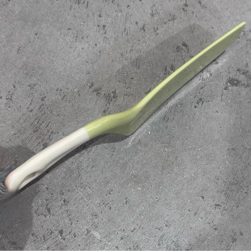 Vintage Green and Cream Ceramic Cake Knife / Pie Server MCM